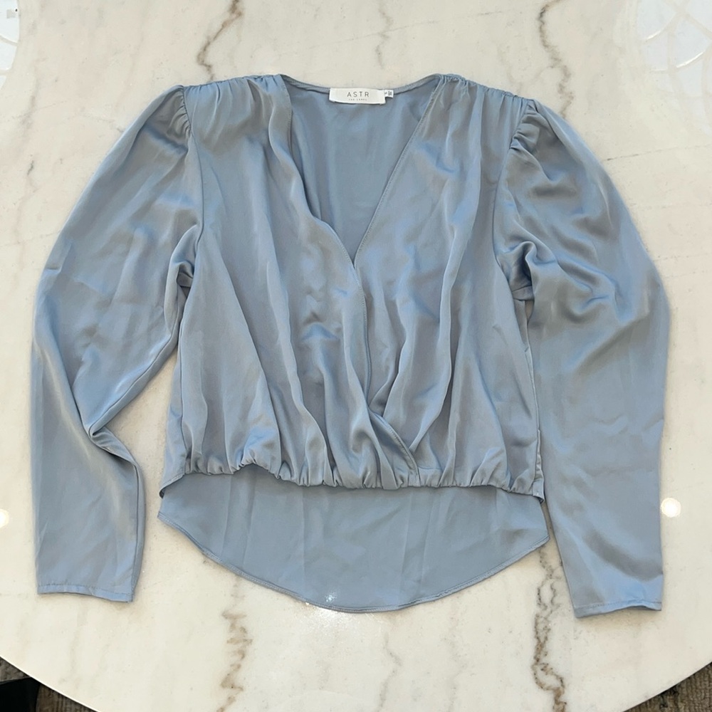 Top with shoulder padding